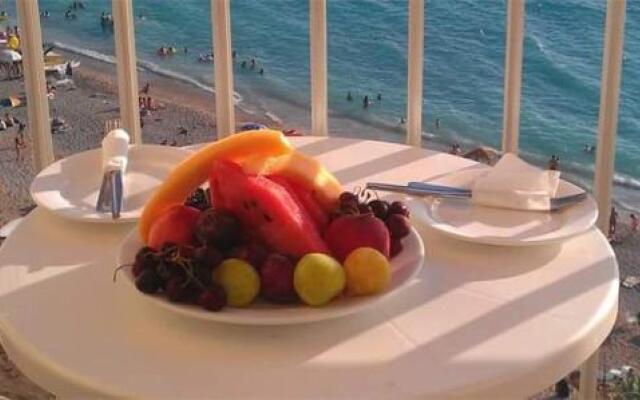 Ahiram Hotel