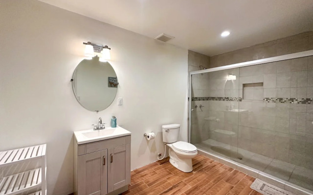 Spacious 3BR House Near Iconic Sandy Beach