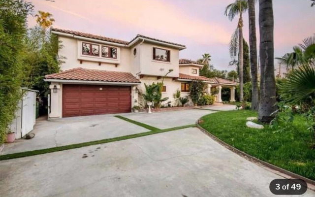 Paradise Vacation Estate Near Universal Studios