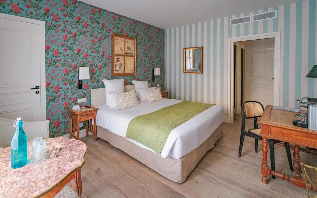 Hôtel Le Saint Christophe