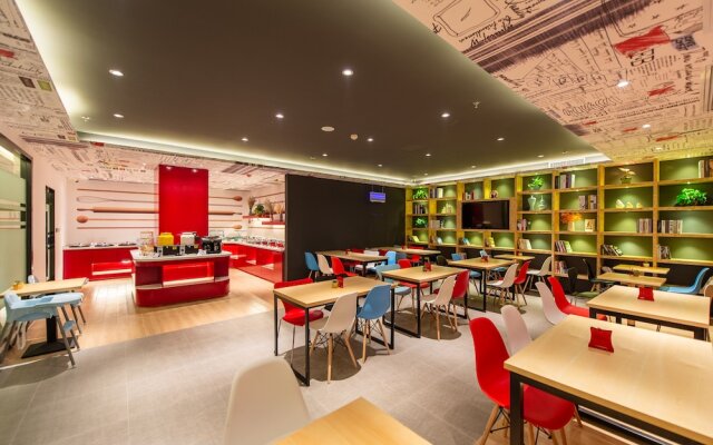 Nanfang Junyue Business Hotel