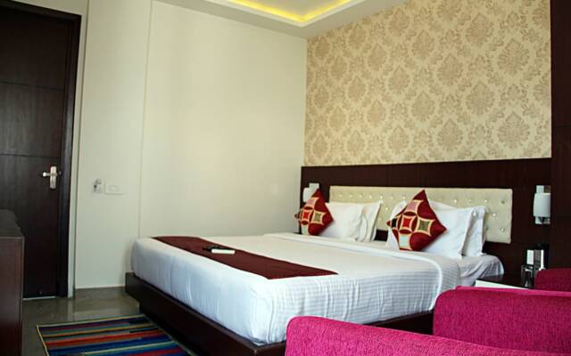 FabHotel Taj Nagari