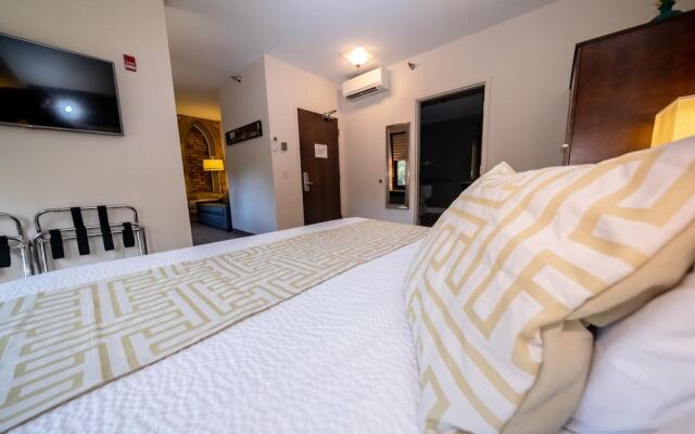 The Inn at Shattuck St. Mary's