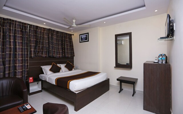 OYO 5586 Prakash Palace
