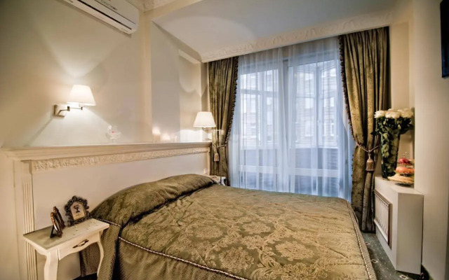 Отель «Роял Сити»