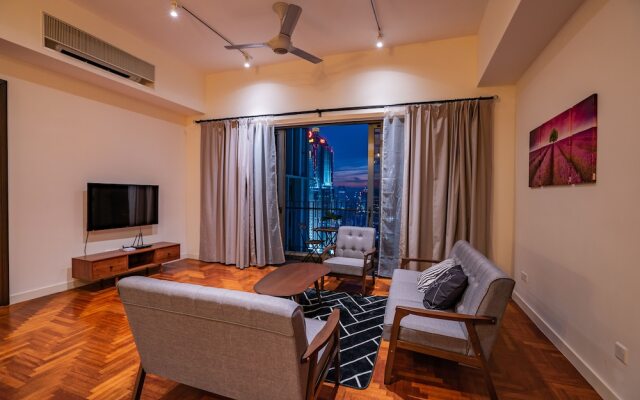 The Mews Jalan Yap Kwan Seng by Joanne