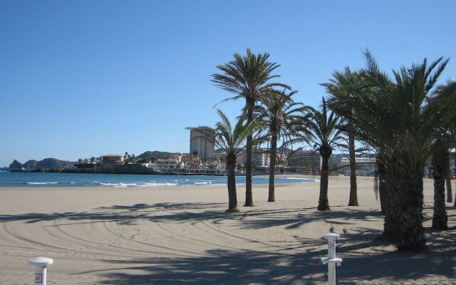 Spacious Villa in El Baladrar with Swimming Pool