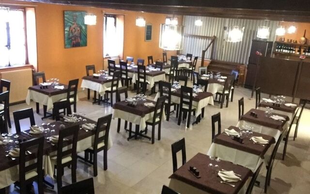 Hôtel Restaurant de La Place