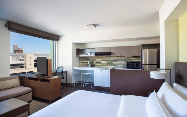 Element by Marriott, Boston Seaport District