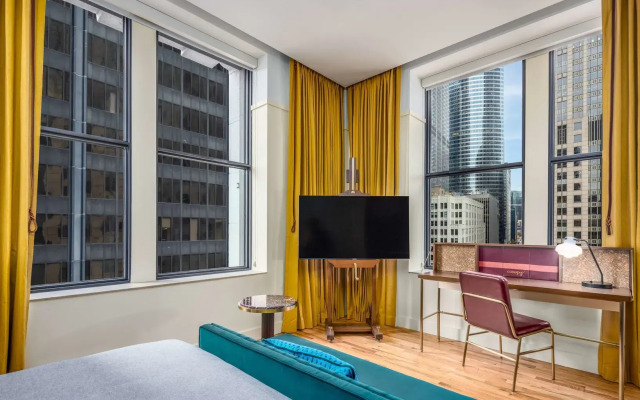 Canopy by Hilton Chicago Central Loop