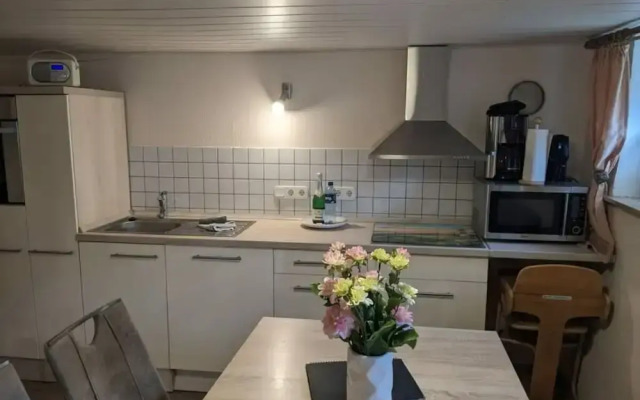 Huus Meta Modern Retreat