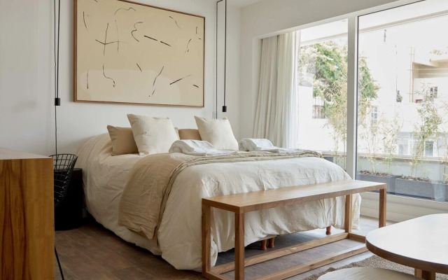 Cozy  Modern Studio 209