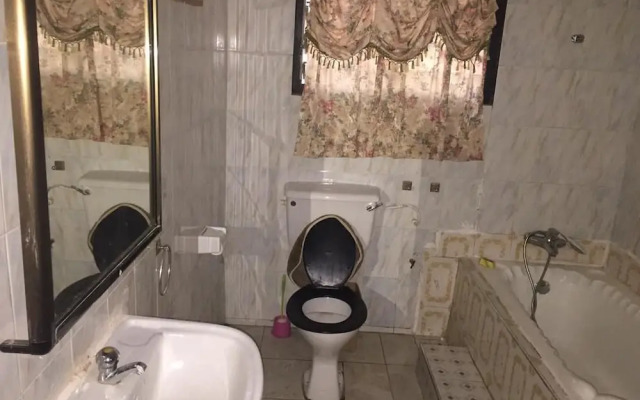 Gya-son Royal Guesthouse