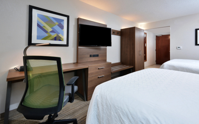Holiday Inn Express Raleigh Durham Airport by IHG