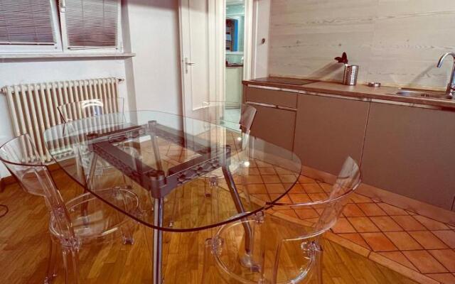 V&B Suits and apartments