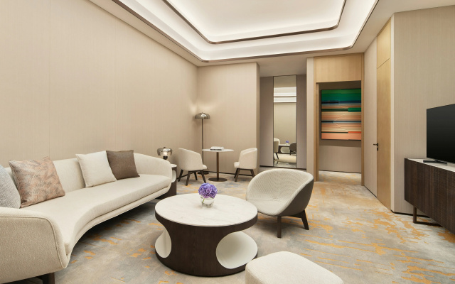 DoubleTree by Hilton Kunming Airport