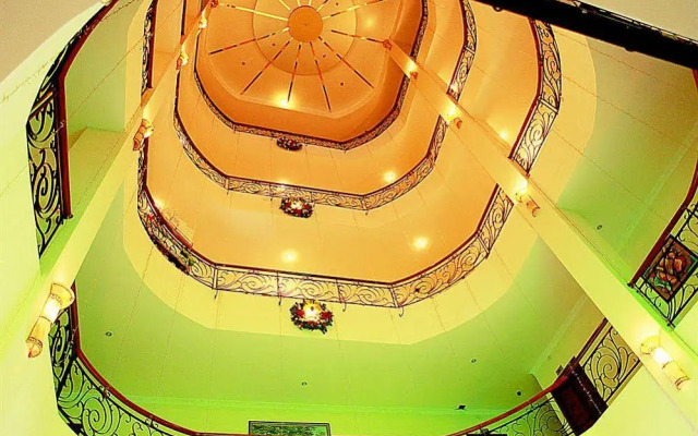 Hanh Phuc Hotel