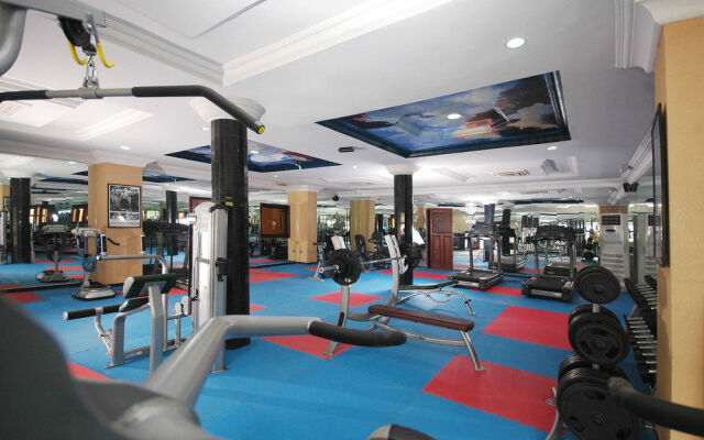 Planet One Hotel & Wellness