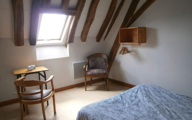 Chambres & Table d'hôtes La Tour de Giry