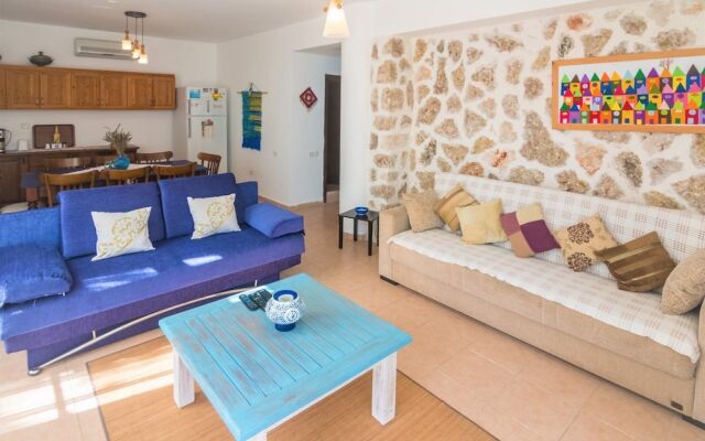 Korunaklı Villa Lavanta