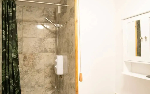 Stylish Studio Flat in West Kensington