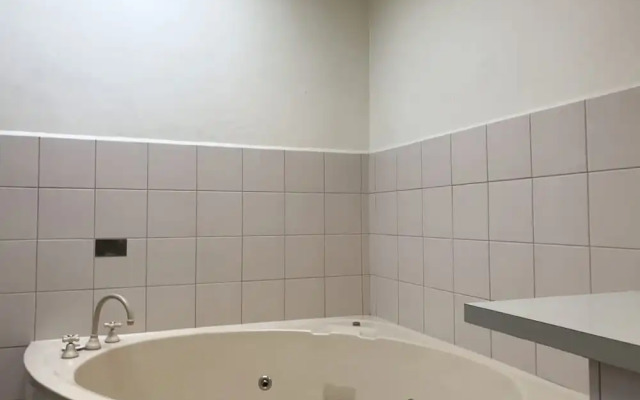 Quality Inn & Suites Knox