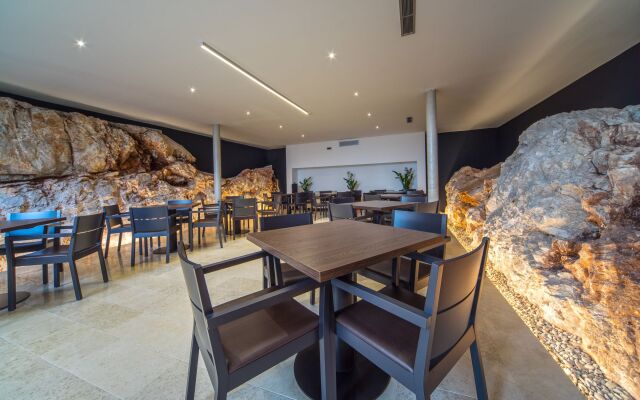 Golden Rays Luxury Apartments