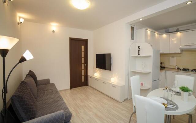 PaulMarie Na Volotovskoy Apartments