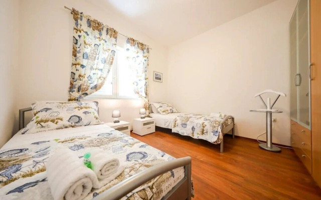 Ante - 30 m From Beach - H