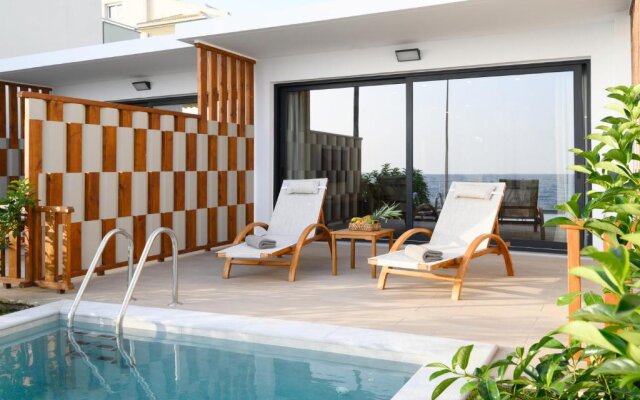 Villa Dorra Coast Suites