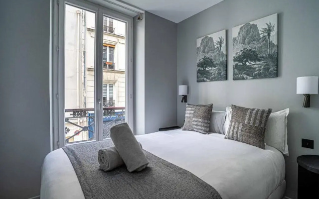 136 - Urban Beaumarchais Voltaire