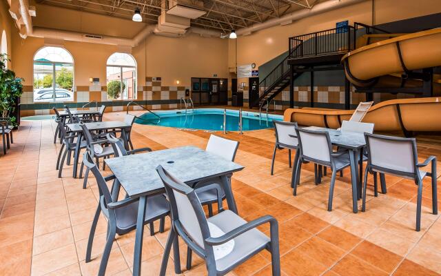 Best Western Plus Pembina Inn & Suites