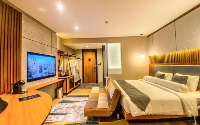 Nata Azana Hotel Solo