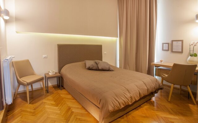 Deluxe Room Naples City Center