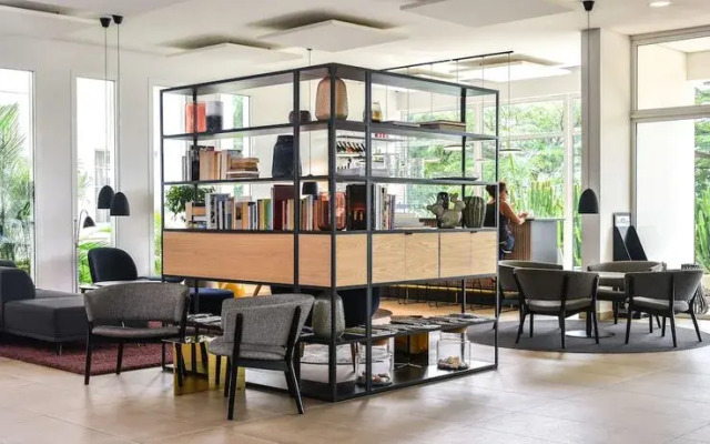 Hong Kong Plaza Service Apartment