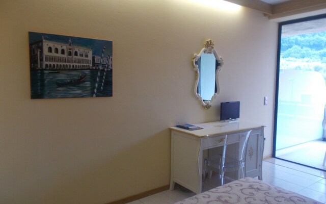 Hotel Laura Christina