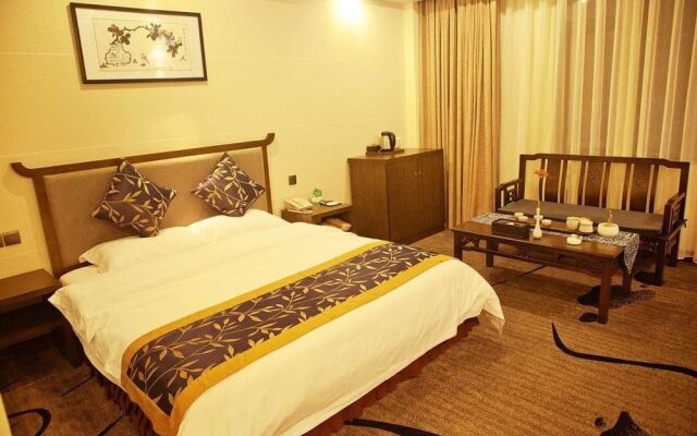 Huanglong Impression Hotel
