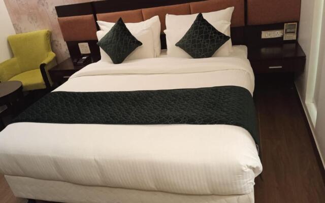 RoseMallow Hotel