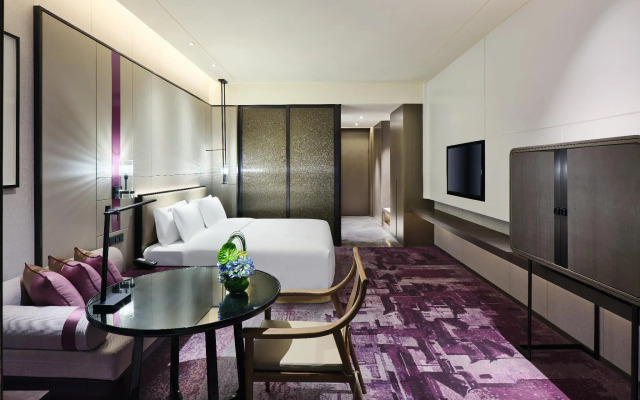 Crowne Plaza Wuxi Lake View