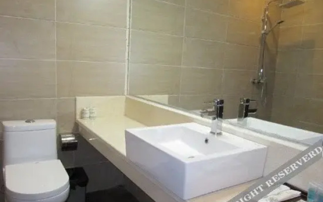 Chengdu Haoya Jiari Hotel