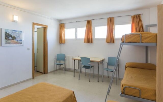 Albergue Inturjoven Sierra Nevada - Hostel