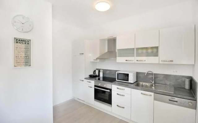 Bacan Family Apartments