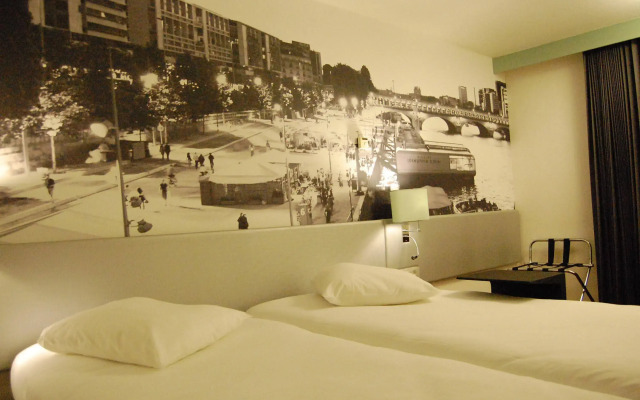 ibis Styles Paris Tolbiac Bibliotheque