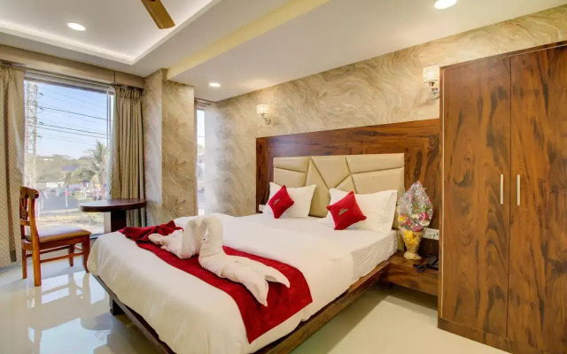 Hotel Samaira Residency
