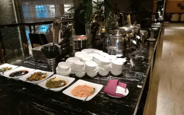 Tianyue Minshan Hotel