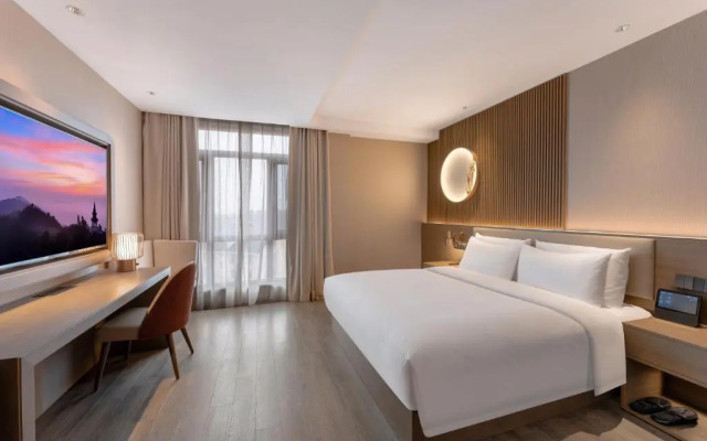 Crystal Orange Shanghai Safari Park