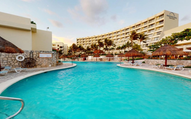 Grand Park Royal Cancún