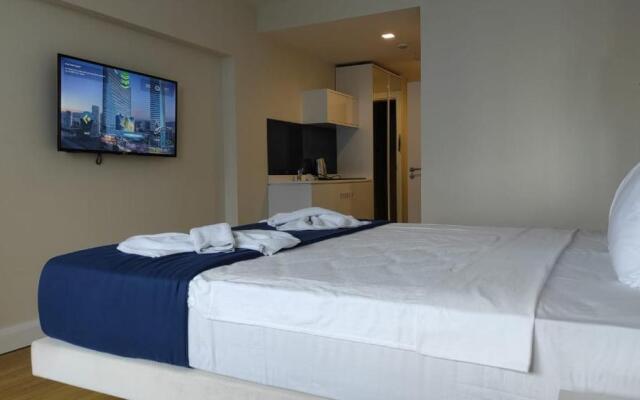 Sea&Mountain View Aparttments (Orbi City)