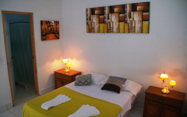 Hostal Casa San Miguel Traveler's House