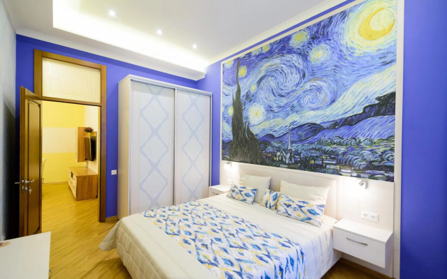 VIP апартаменти Ван Гог на площі Ринок